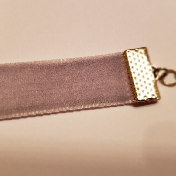 Gray velvet choker - Picture 1 of 2